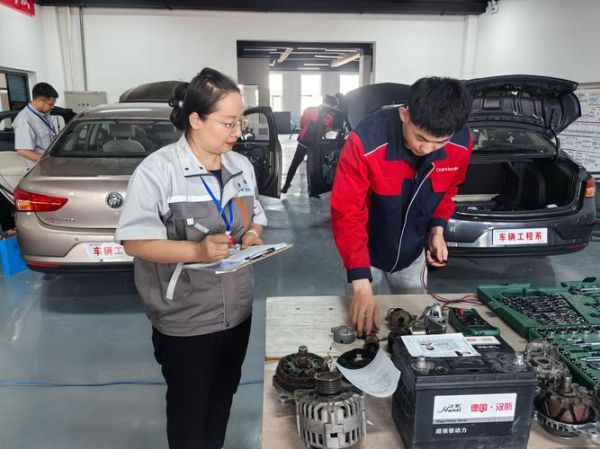 汽车机电维修前景怎么样_新能源汽车机电维修难吗