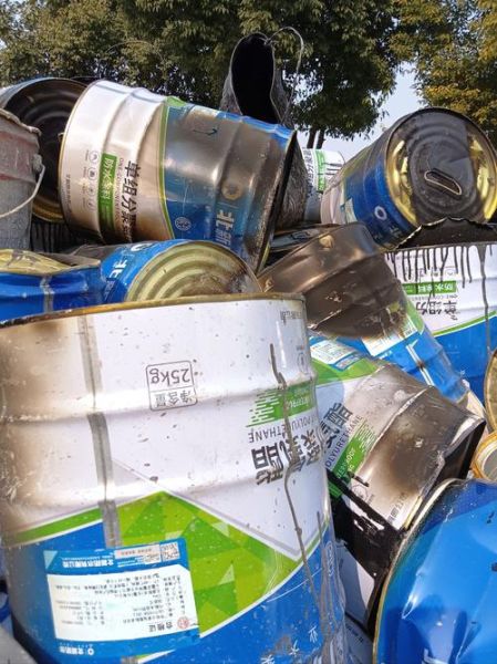 油漆桶回收价格多少钱_油漆桶属于什么垃圾