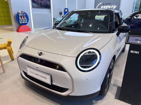 2024年买车怎么选_新能源汽车值得买吗