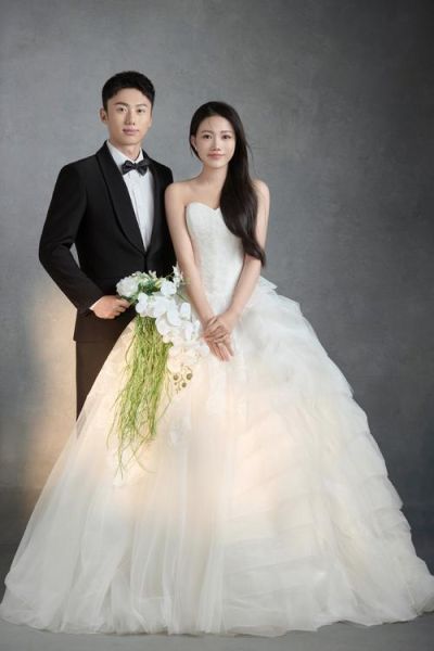 拍婚纱照需要准备什么_哪家婚纱摄影性价比高