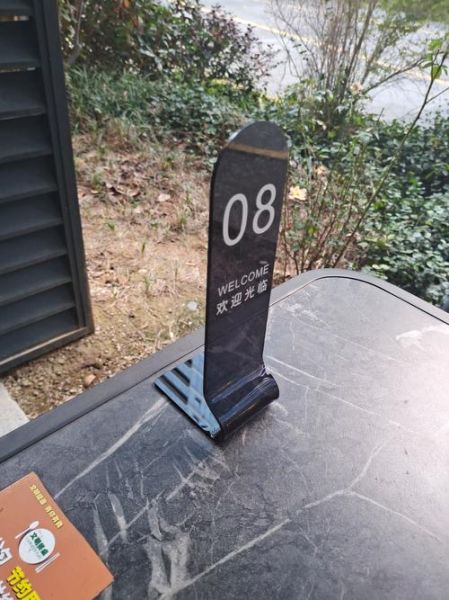 数字标牌行业前景如何_数字标牌多少钱一台