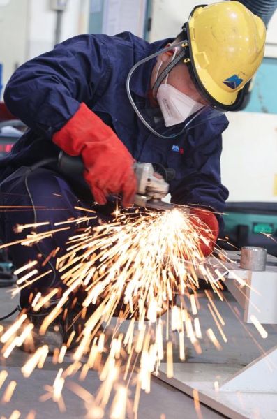 焊接行业未来趋势_焊接技术就业前景怎么样
