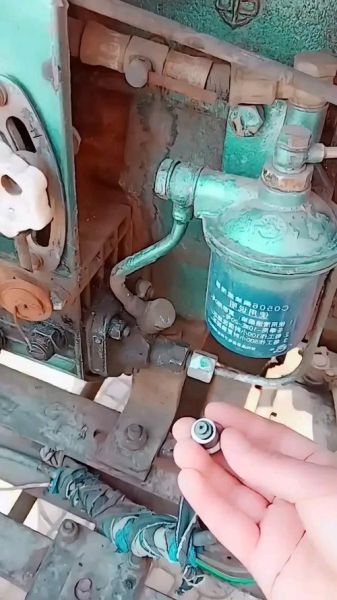 柴油机冒黑烟怎么修_柴油机油耗高是什么原因