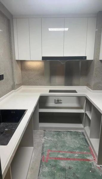 橱柜品牌怎么选_橱柜定制价格一般多少钱