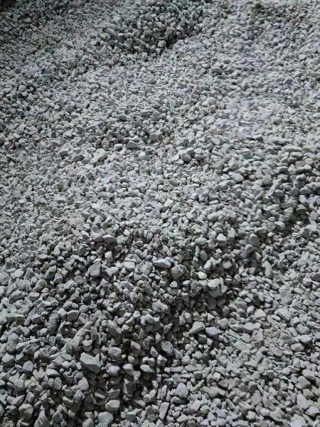 石灰石多少钱一吨_石灰石用途有哪些