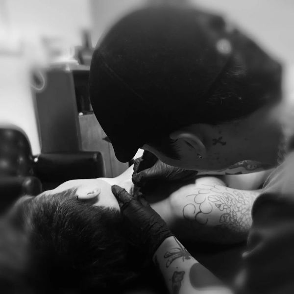 纹身行业前景怎么样_纹身师赚钱吗